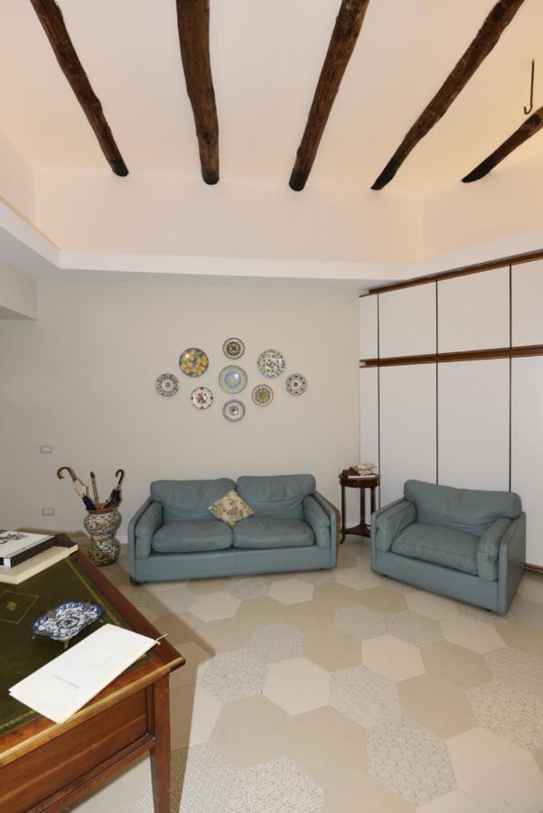 B&B Casazeni Наполи Екстериор снимка