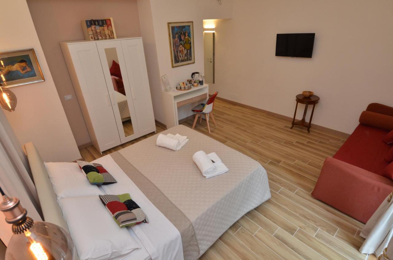 B&B Casazeni Наполи Екстериор снимка