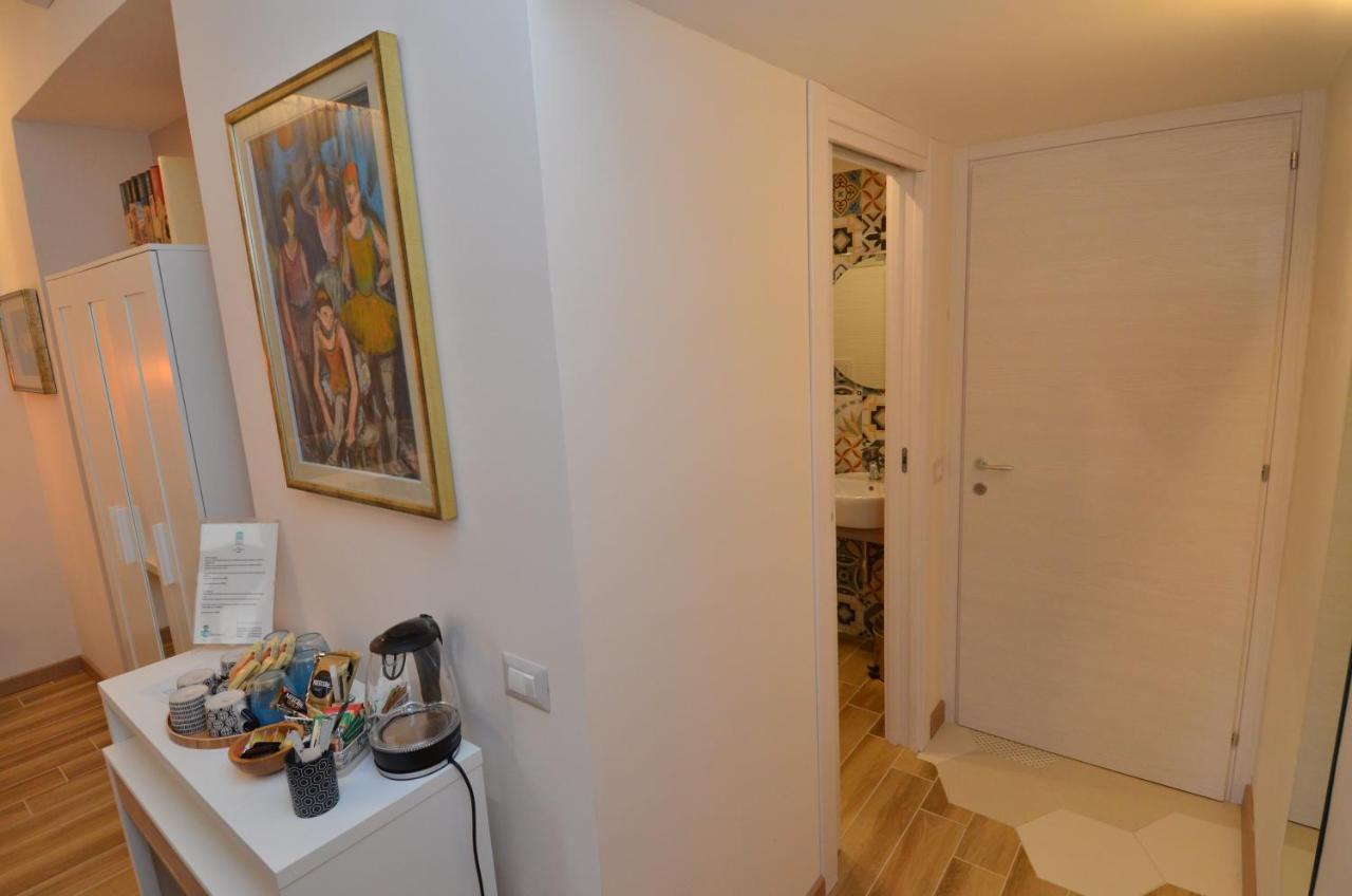 B&B Casazeni Наполи Екстериор снимка